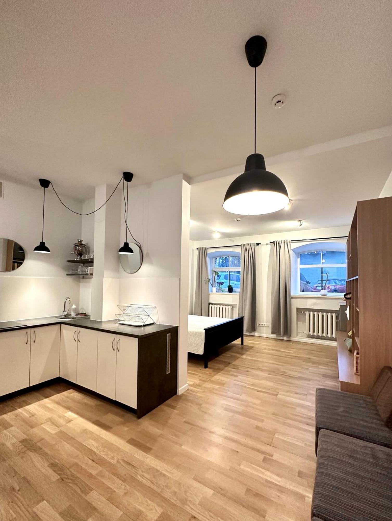 Mini Home Bookshop Studios Вильнюс Экстерьер фото